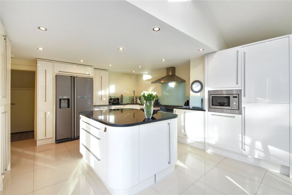 Property photo 3 of 12 Picture No. 07