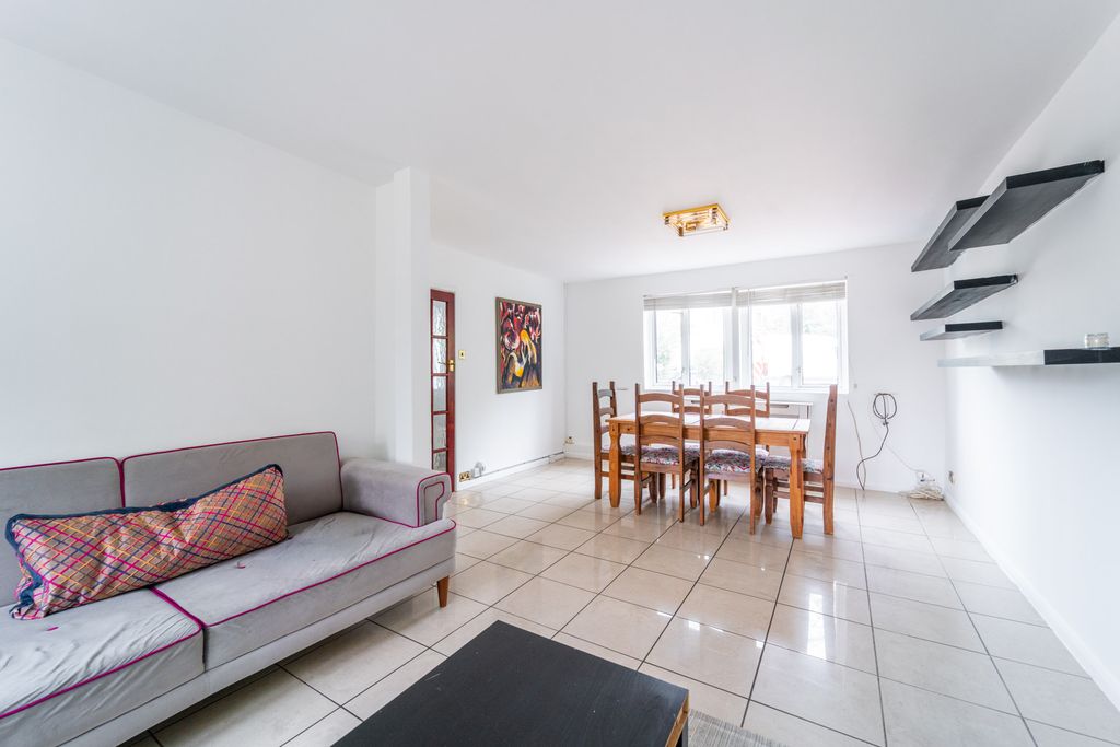 Property photo 2 of 14 Mba04895-Edit