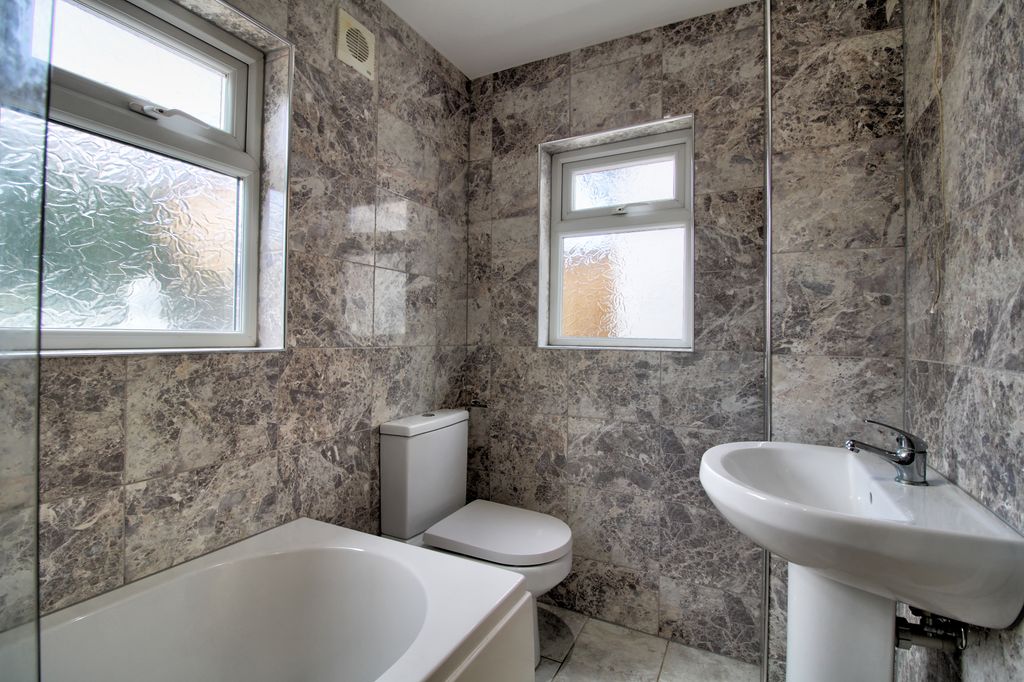Property photo 2 of 17 Img_0509_10_11_Interior 4