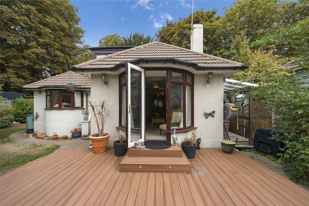 Property photo 1 of 29 Picture No. 30