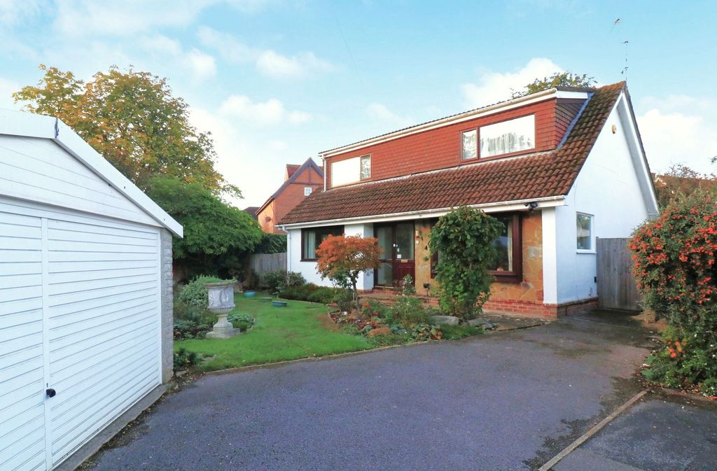 Property photo 1 of 22