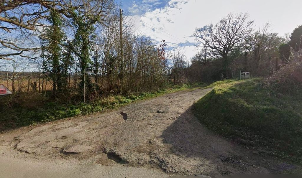 Property photo 1 of 2 Photo 2