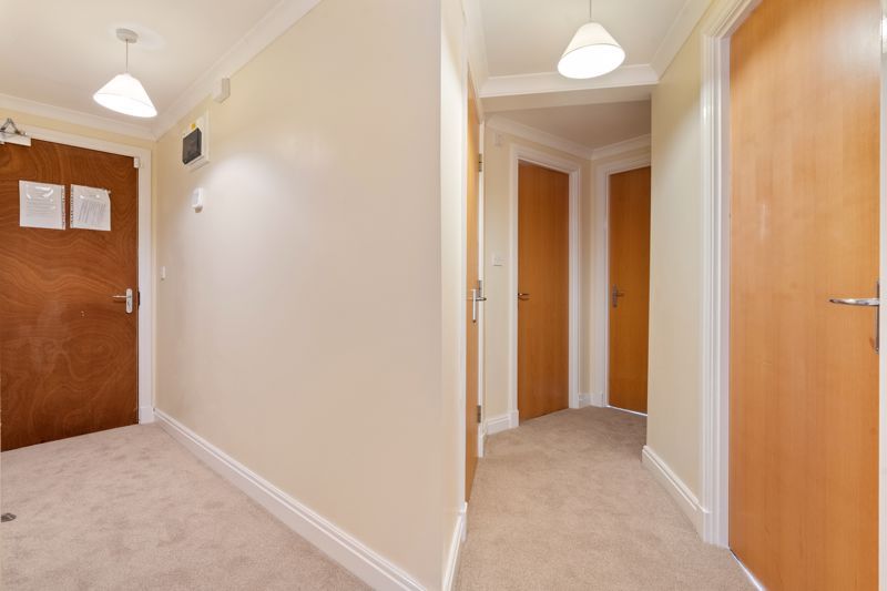 Property photo 3 of 16 29 Central Apartments