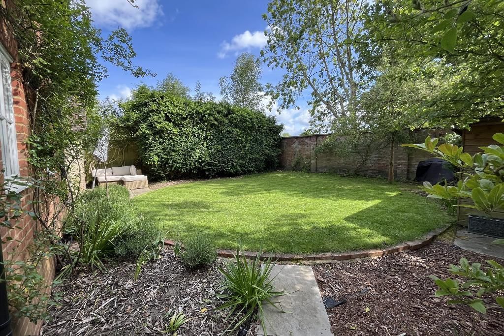 Property photo 2 of 14 Photo 2