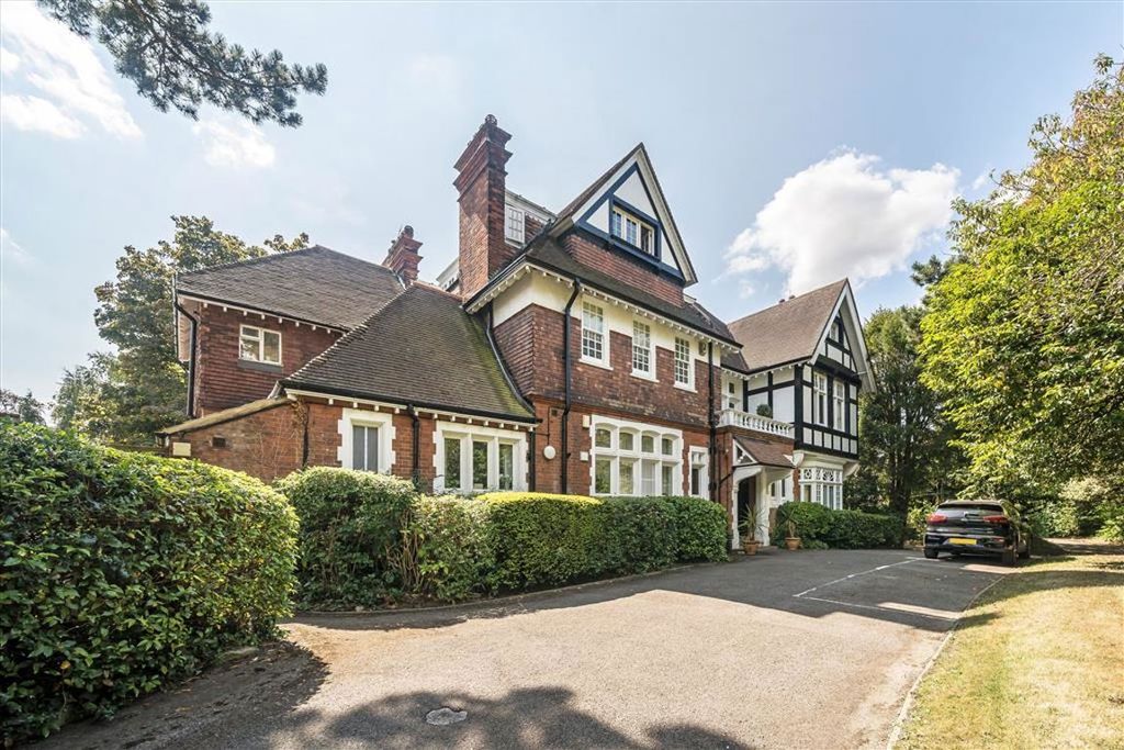 Property photo 1 of 10