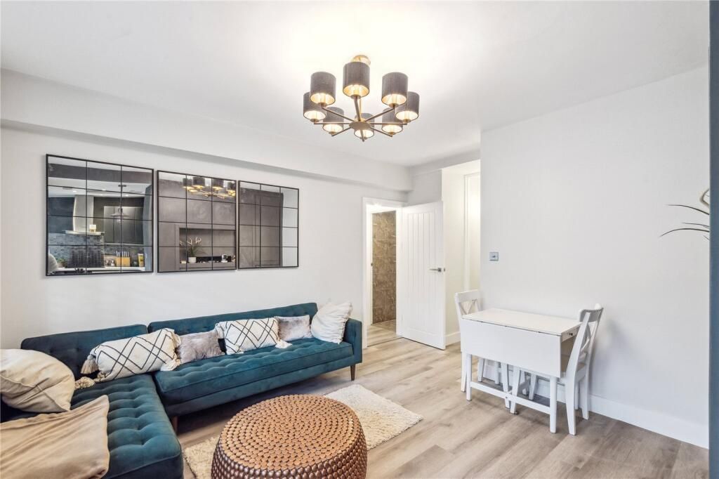 Property photo 3 of 13 Img_4011