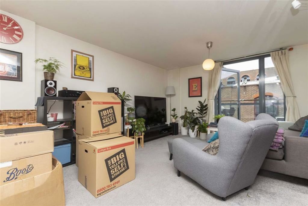 Property photo 2 of 5