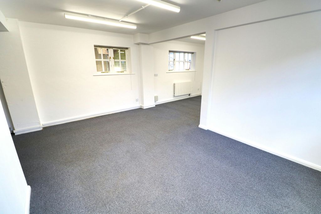 Property photo 2 of 5 Interior 1.Jpg