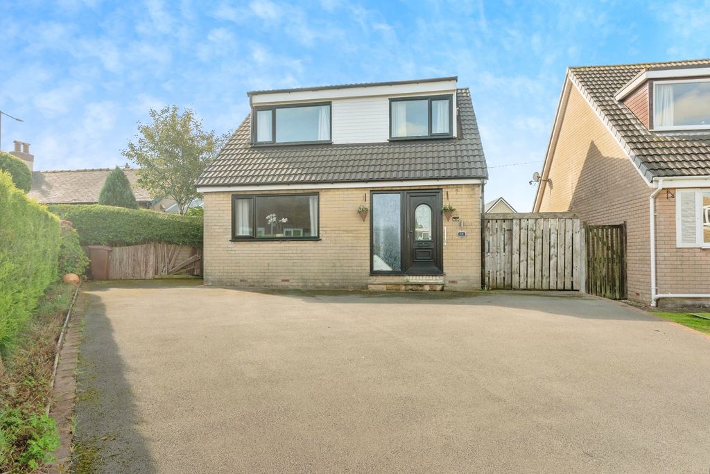 Property photo 1 of 17 Photo