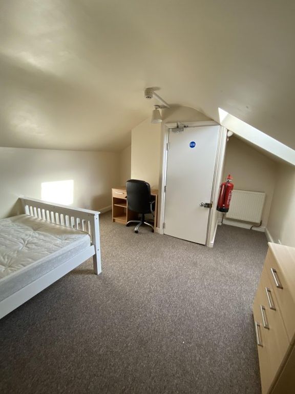 Property photo 3 of 13 84Bad56d14B901Cacf40A7F6Bc12F694.Jpg