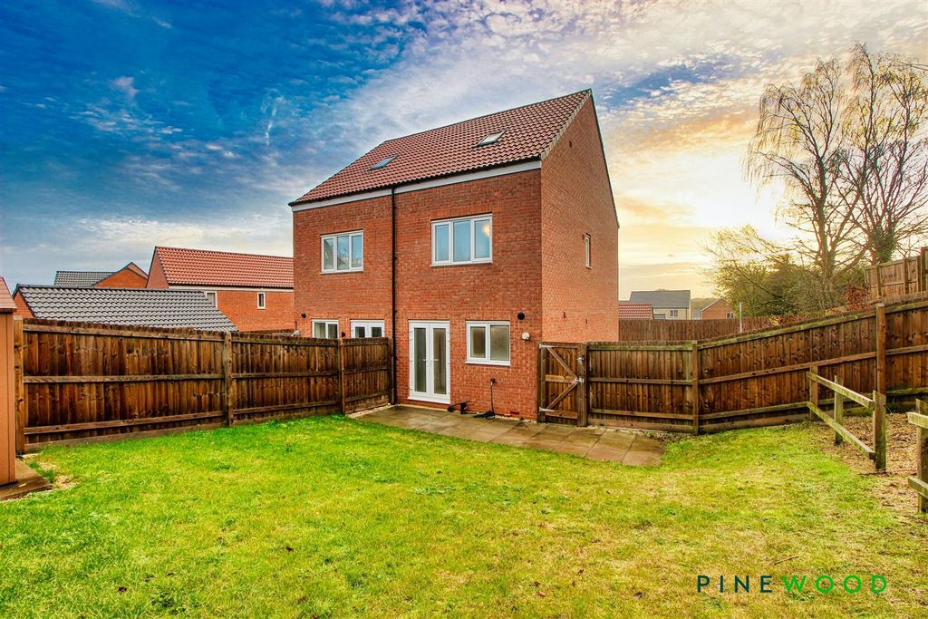 Property photo 2 of 22 Rear