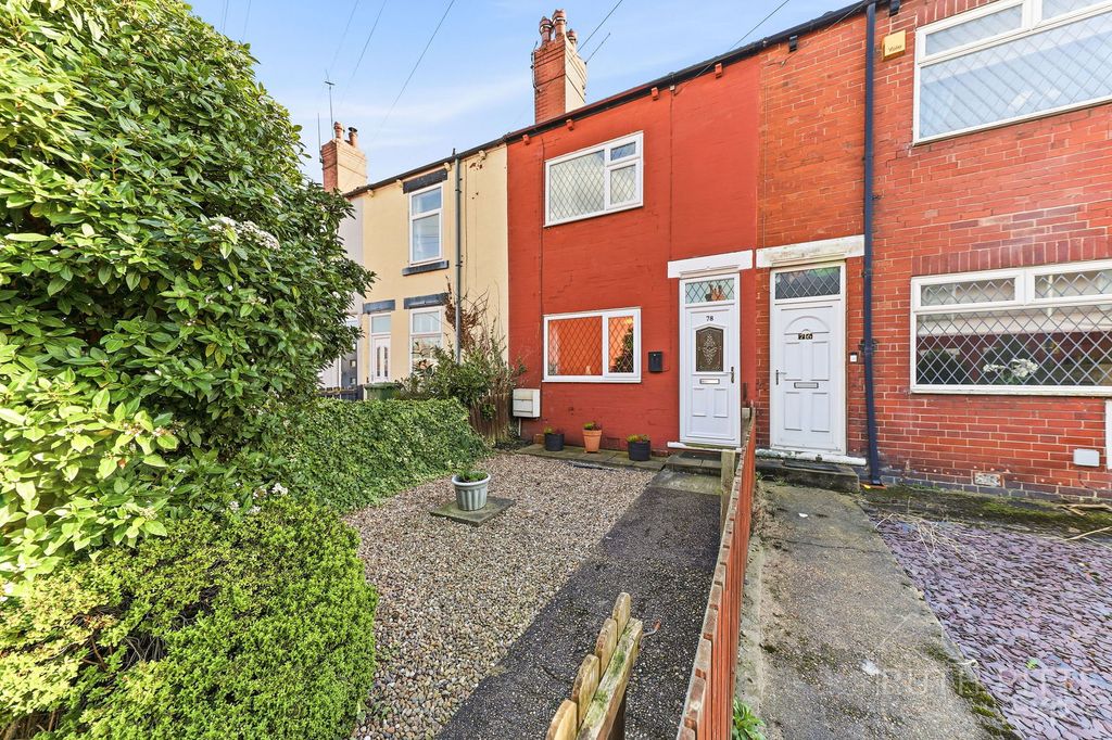 Property photo 2 of 24