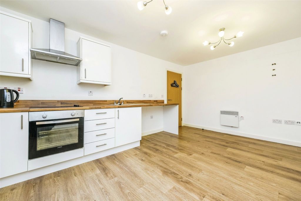Property photo 3 of 7 Picture No. 04