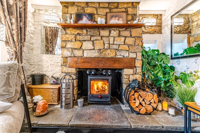 Property photo 3 of 49 Photo 47