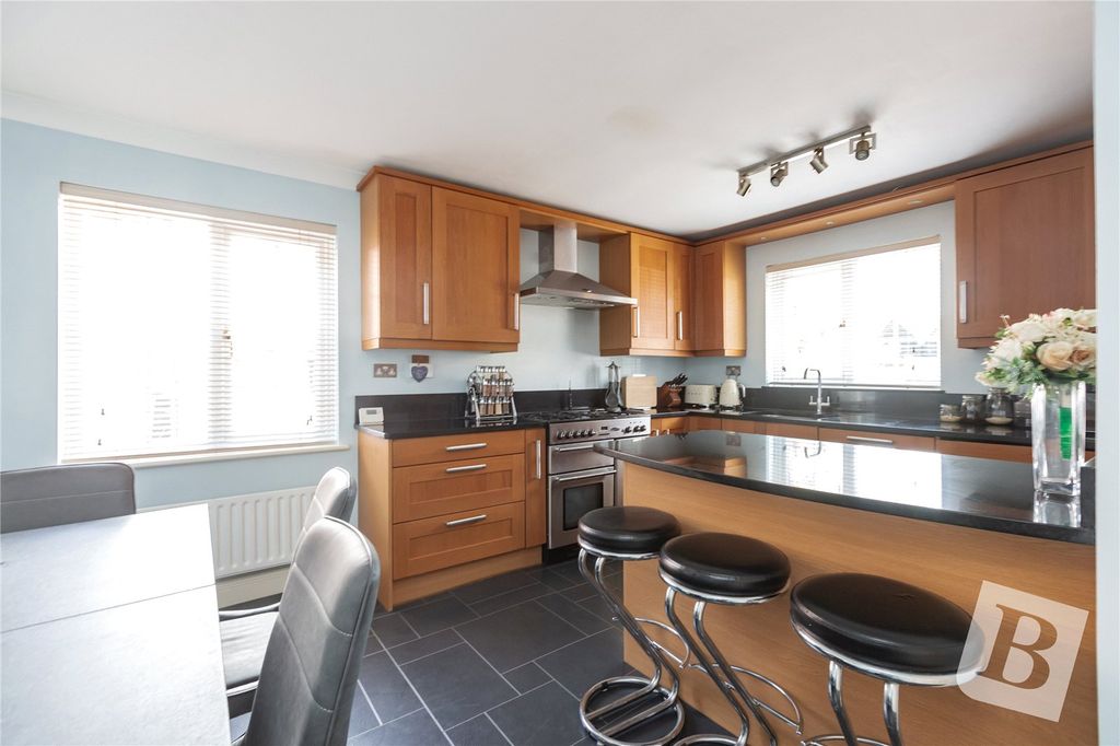 Property photo 2 of 21 Kitchen/Diner