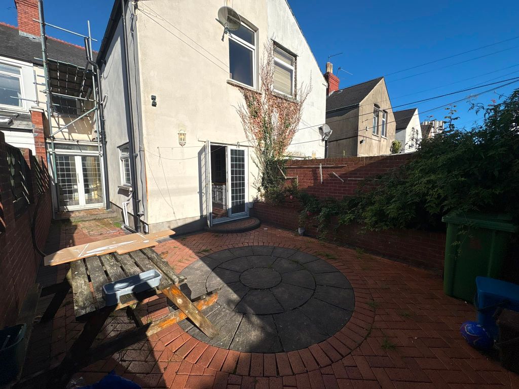 Property photo 2 of 18 Rear Garden
