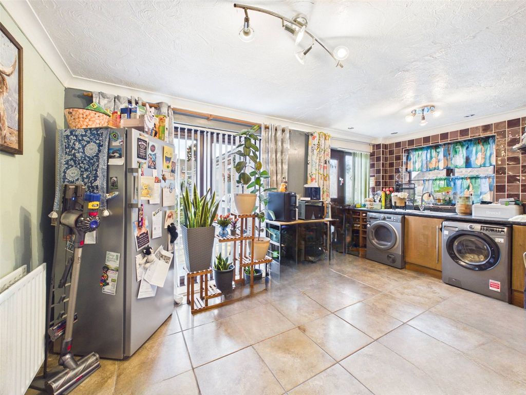 Property photo 2 of 13 Picture No. 05