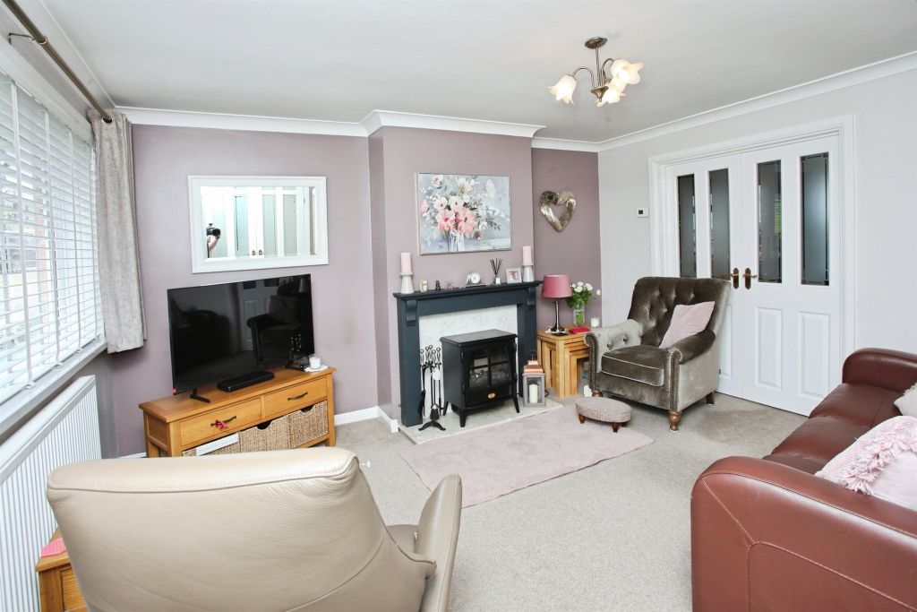 Property photo 2 of 26
