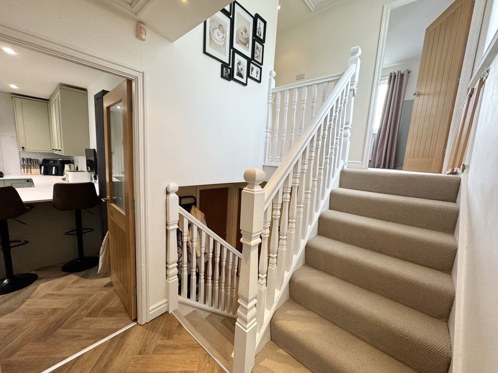 Property photo 2 of 19 Img_0224