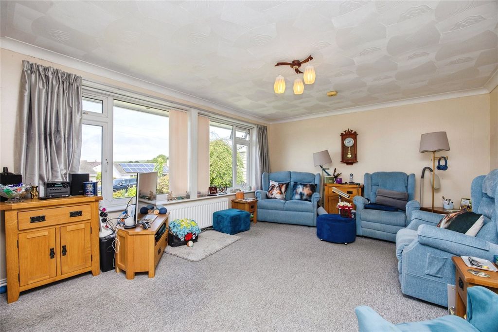 Property photo 3 of 17 Picture No. 06