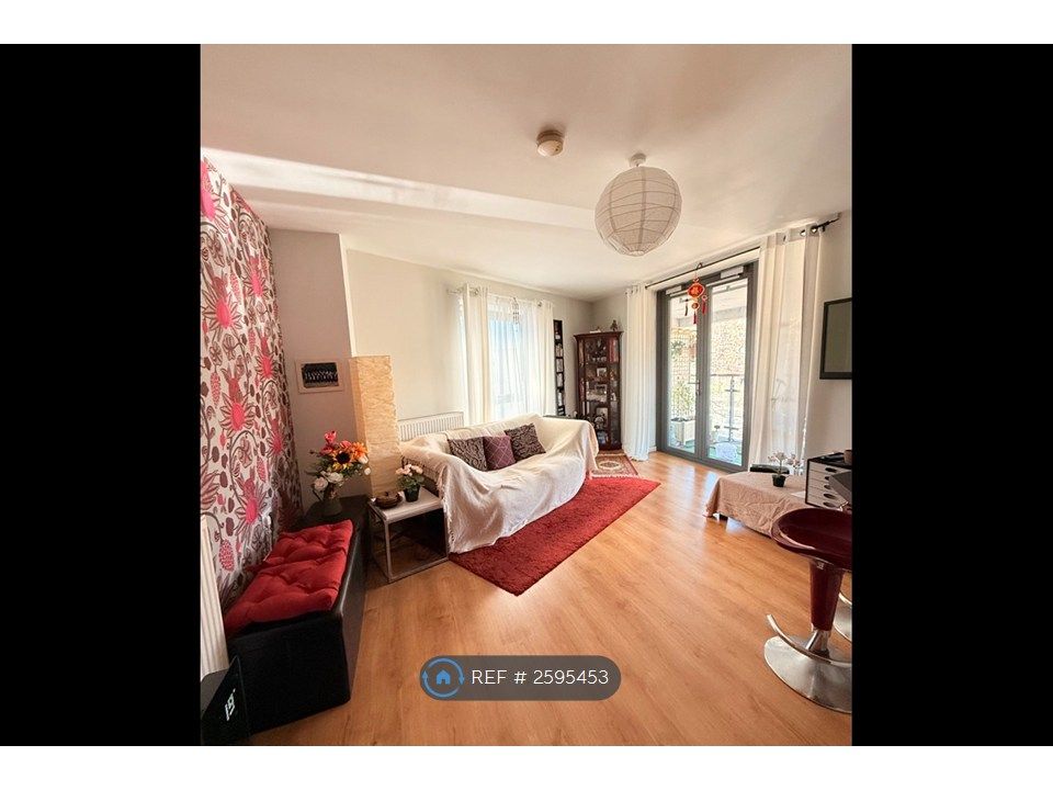 Property photo 3 of 10