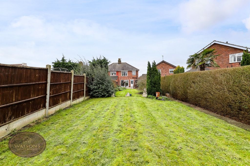 Property photo 2 of 23