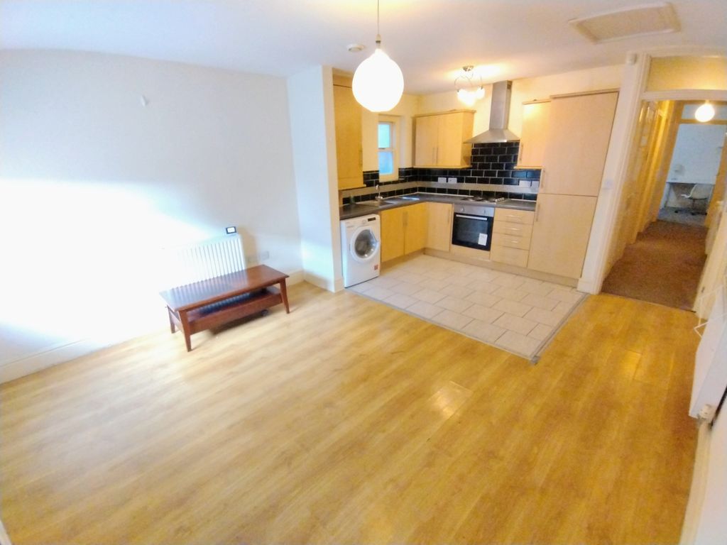 Property photo 2 of 8 Img_20250127_101707728_Ae