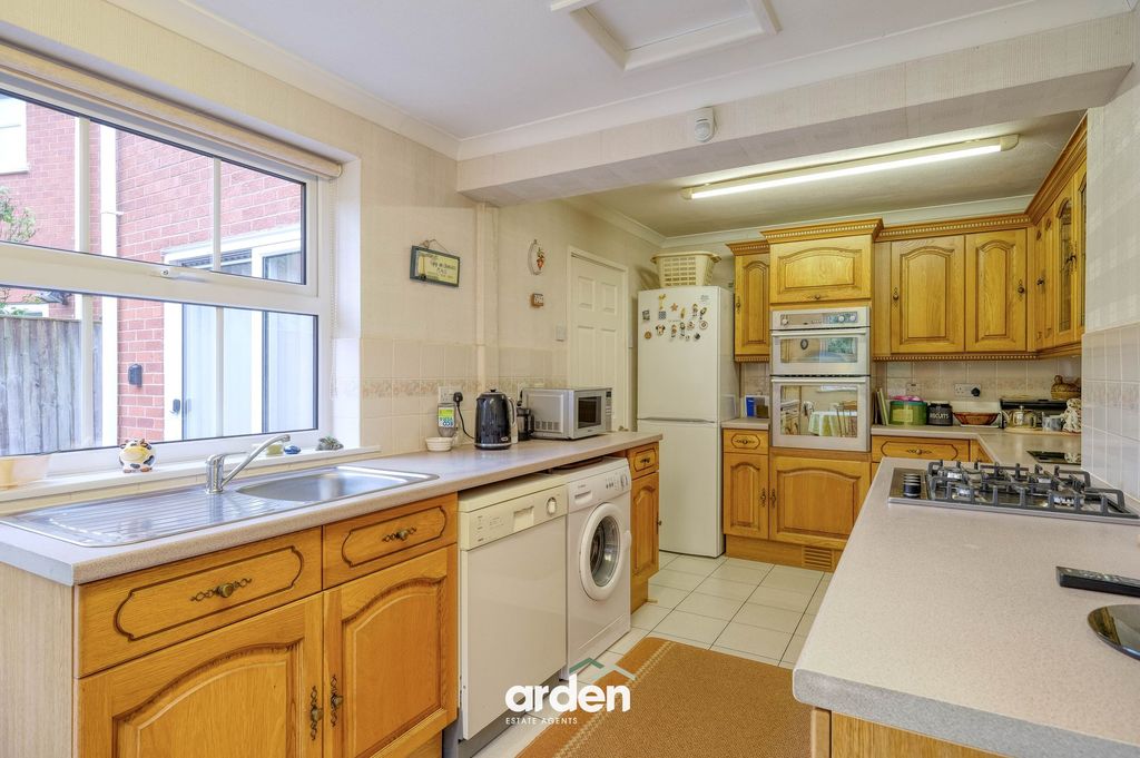 Property photo 3 of 16