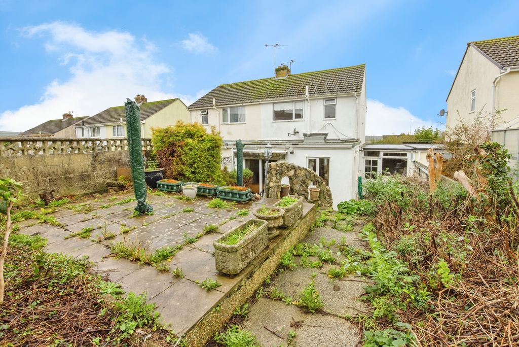 Property photo 2 of 14 Photo