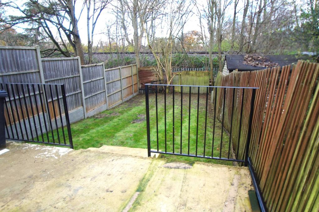 Property photo 3 of 5