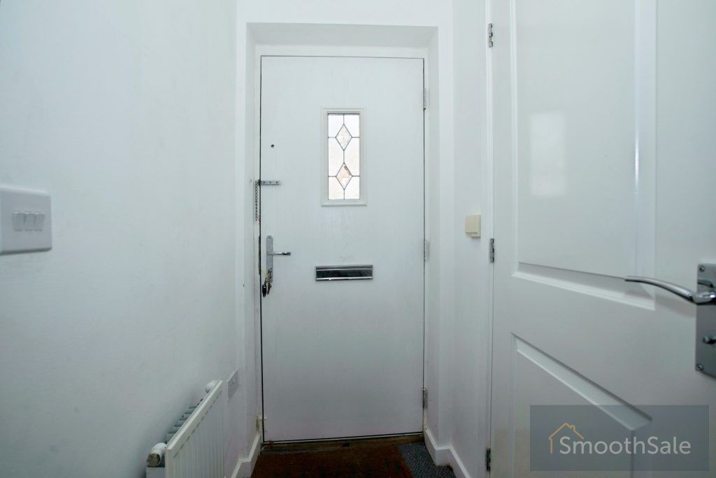 Property photo 3 of 31