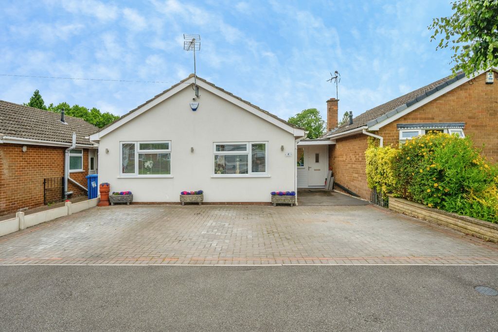 Property photo 1 of 18 Front