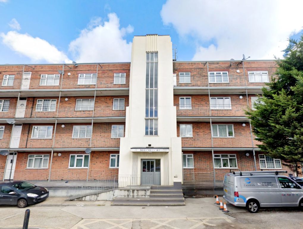 Property photo 1 of 9