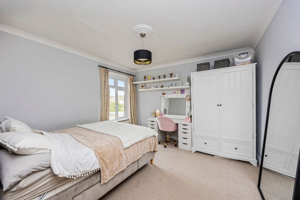Additional image 23 of 5 bed semi-detached house for saleHaywards Road, Haywards Heath RH16