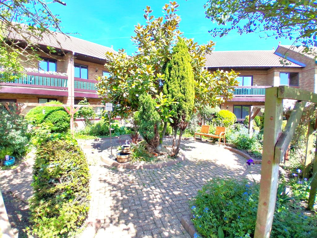 Property photo 2 of 15