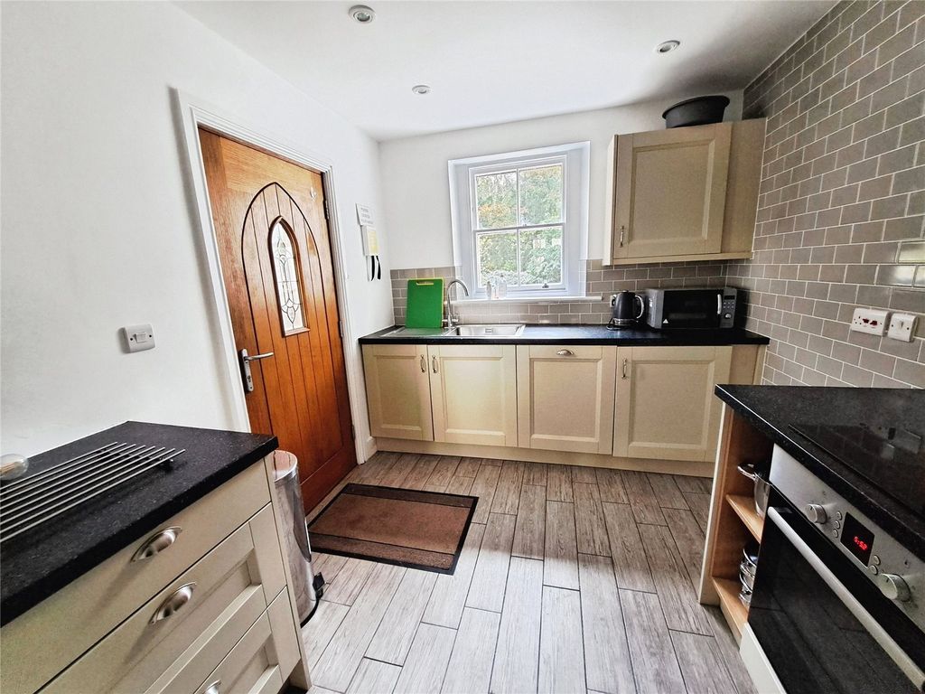 Property photo 3 of 10 Picture No. 03