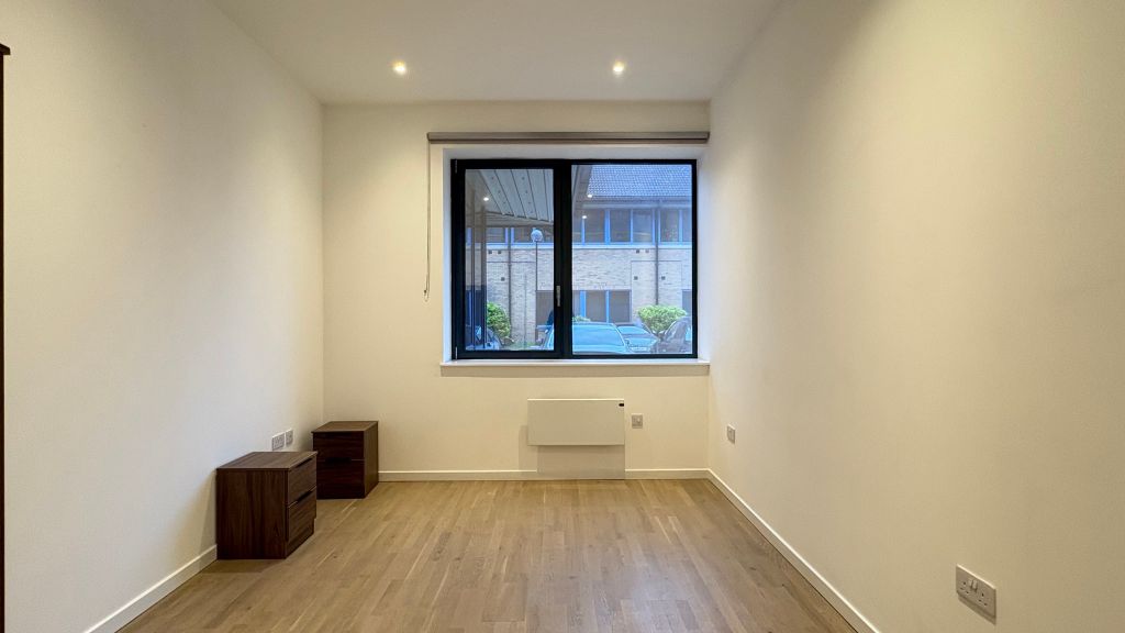 Property photo 3 of 14 Bedroom