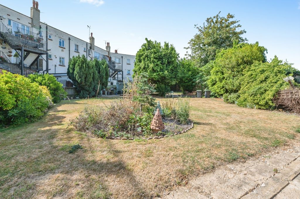 Property photo 2 of 14 Pbox-Img.Jpg