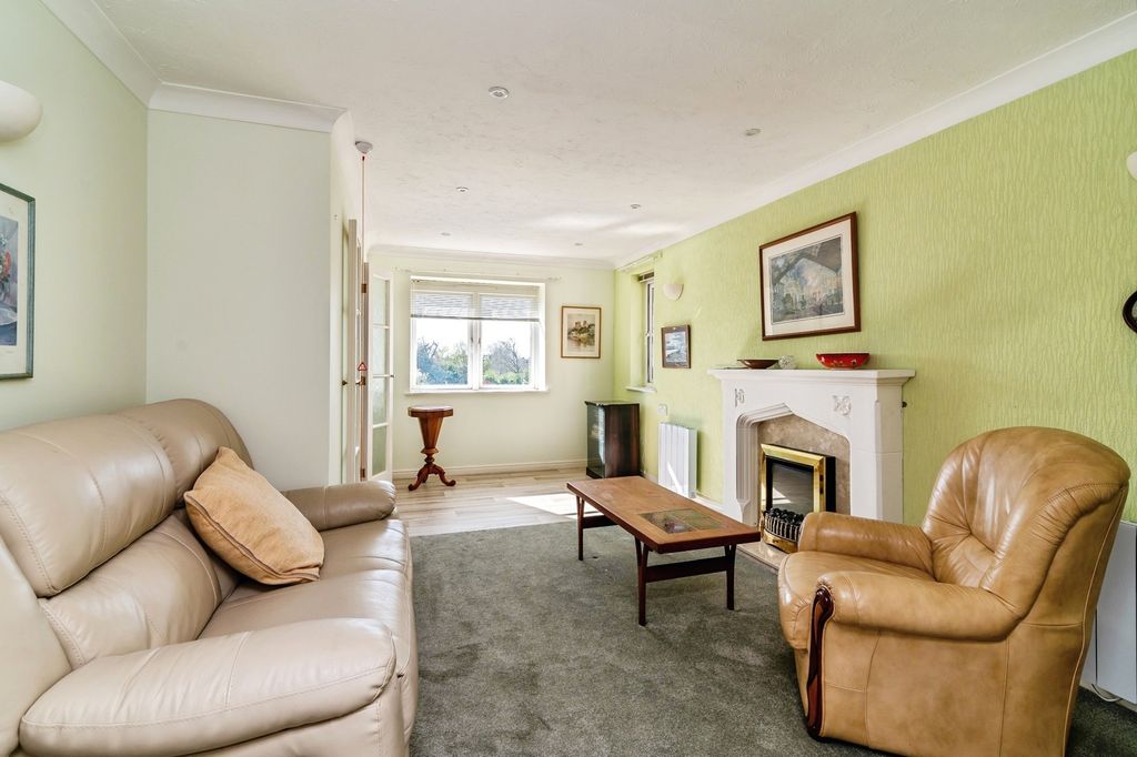 Property photo 2 of 13 Pbox-Img.Jpg