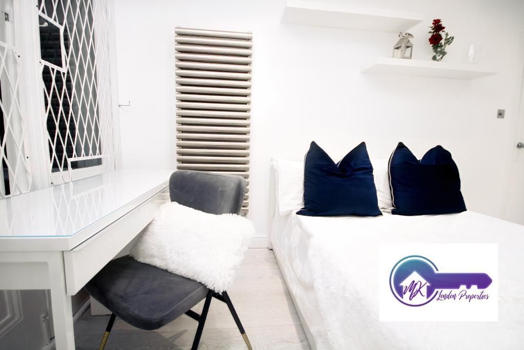 Property photo 3 of 11 Photo 3