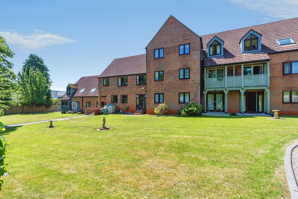 Property photo 1 of 19 Pbox-Img.Jpg