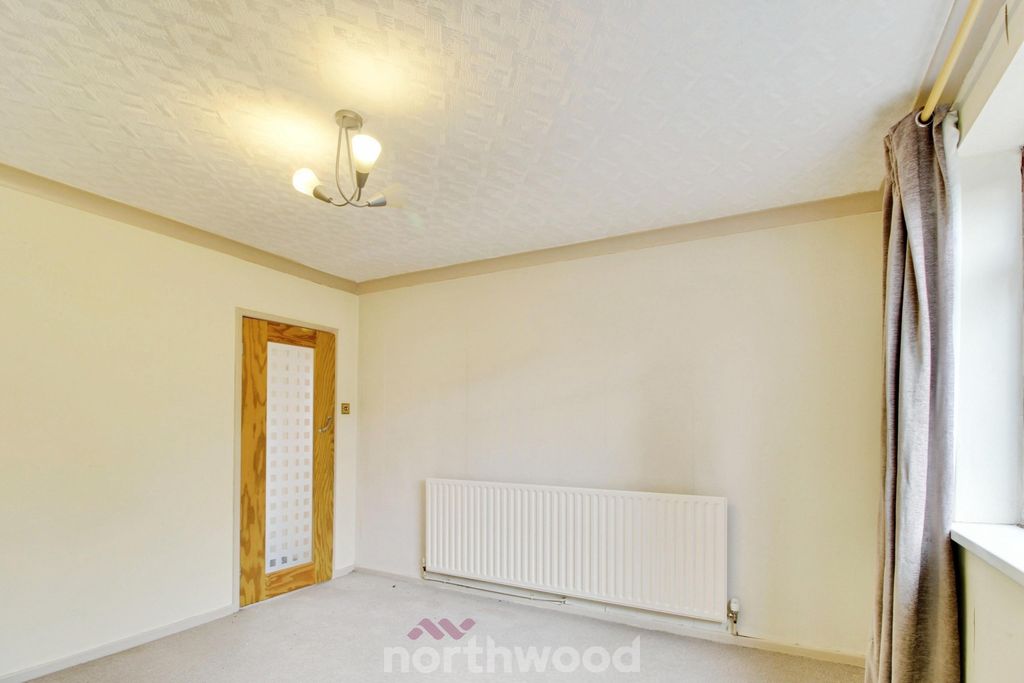 Property photo 3 of 25