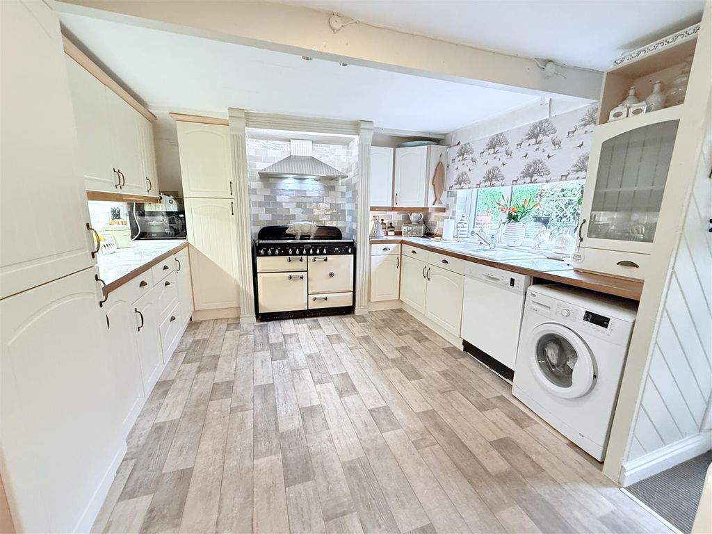 Property photo 2 of 22 Img_2161.Jpg