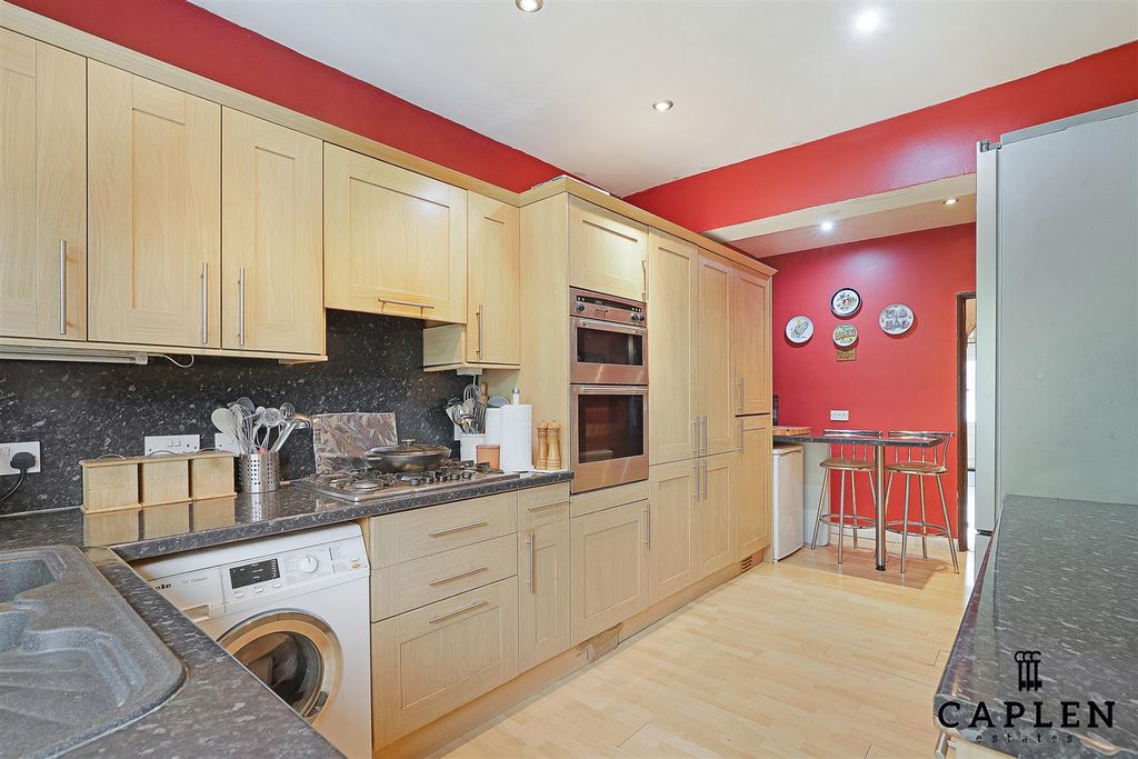 Property photo 2 of 30 Img_1158.Jpg