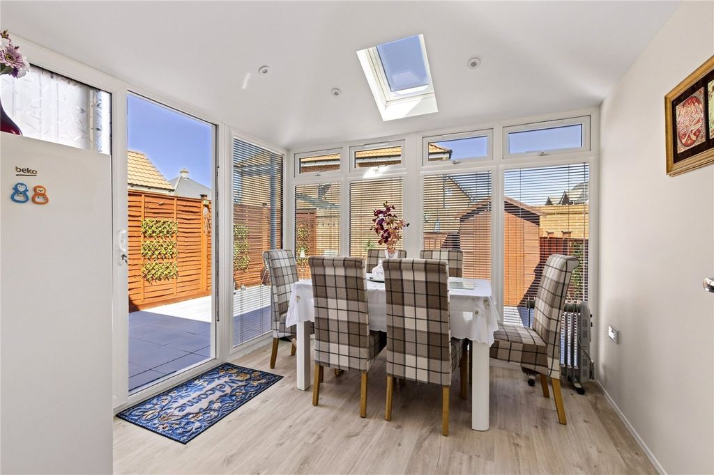 Property photo 3 of 21 Picture No. 07
