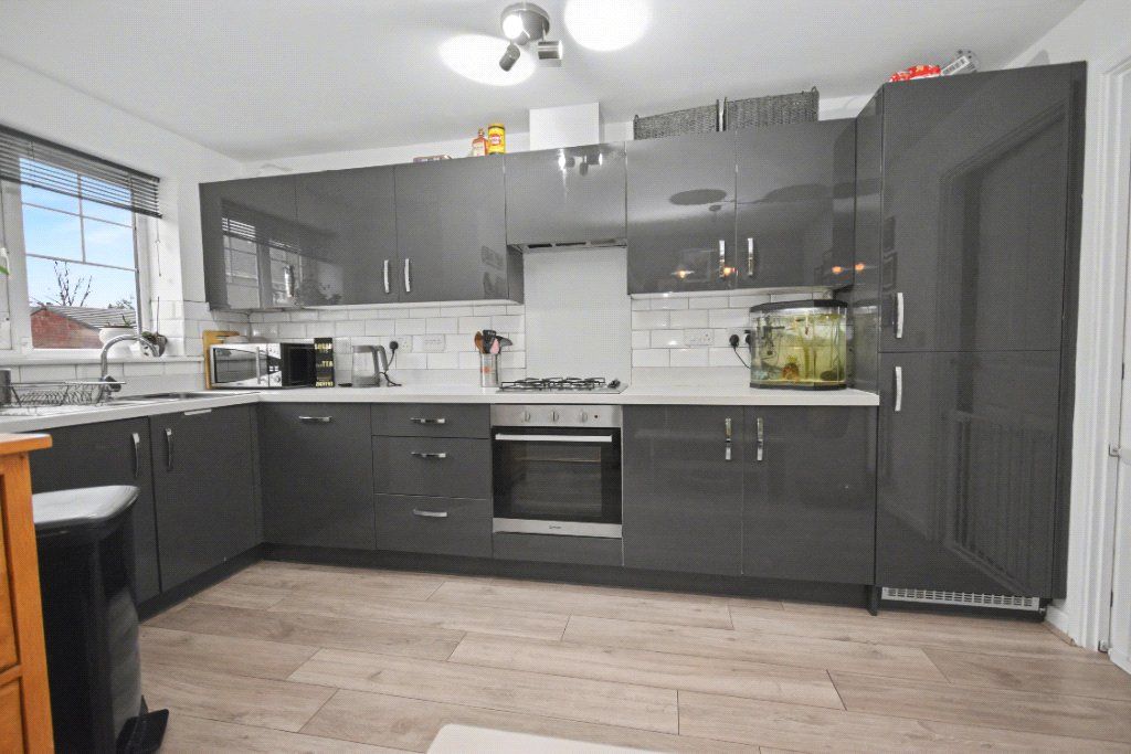 Property photo 3 of 16 Picture No. 15