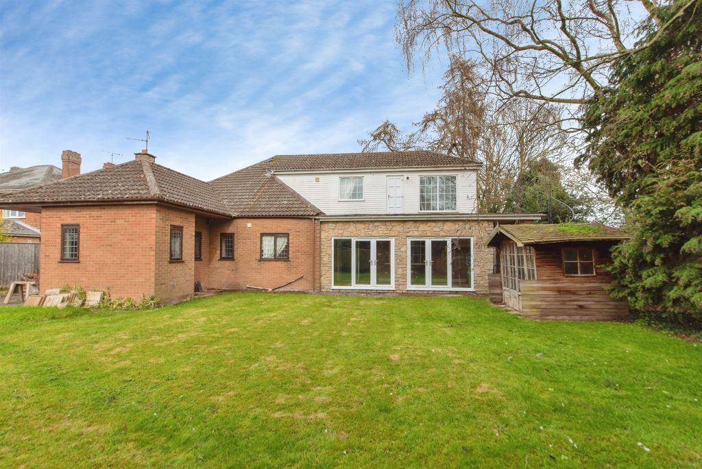 Property photo 2 of 30