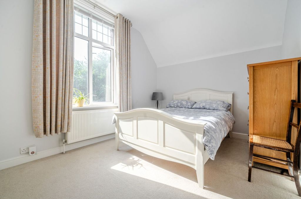 Additional image 21 of 6 bed detached house for saleFarnham Road, Liss GU33