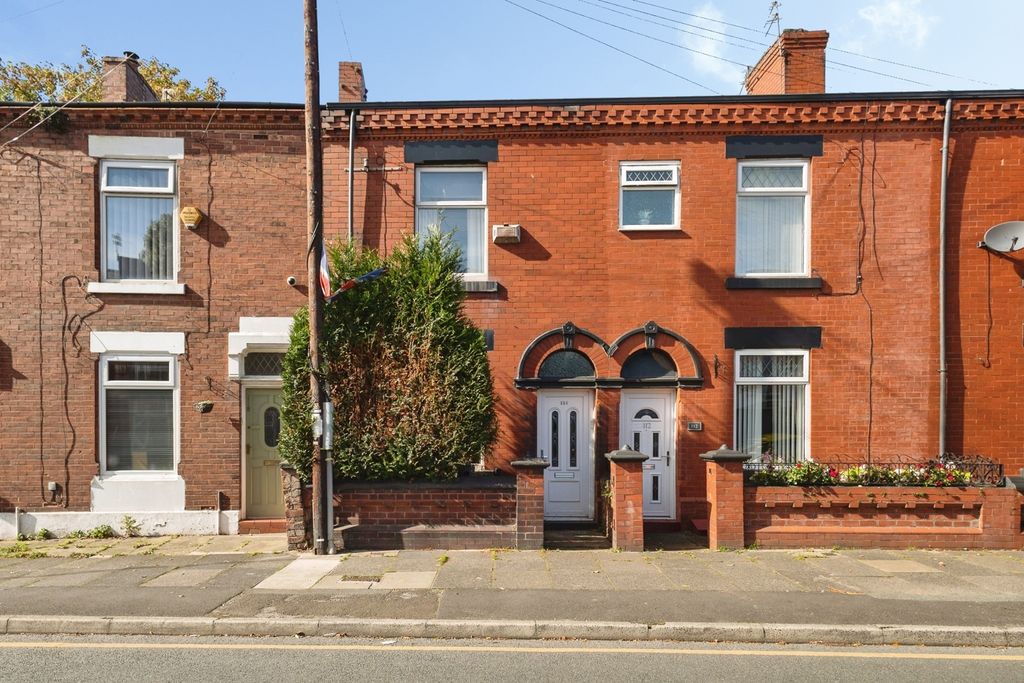 Property photo 1 of 19 Front
