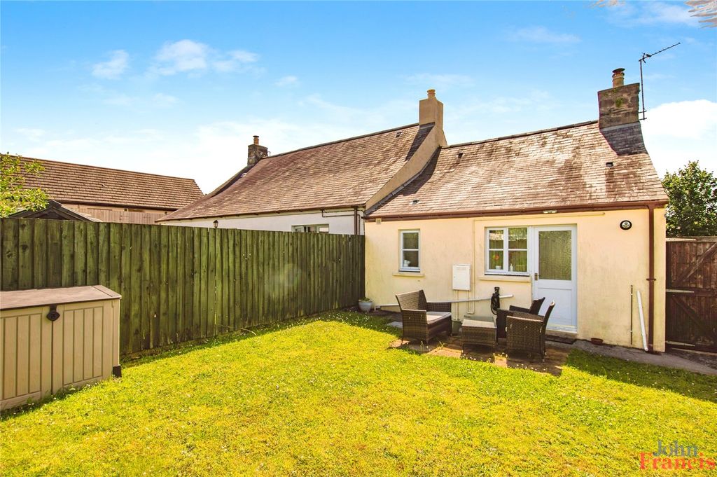 Property photo 3 of 17 Picture No. 21